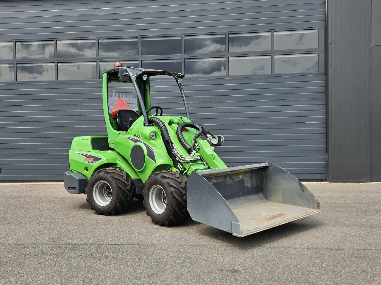Avant 2024 - 645i TDL+ mini-shovel afbeelding 7