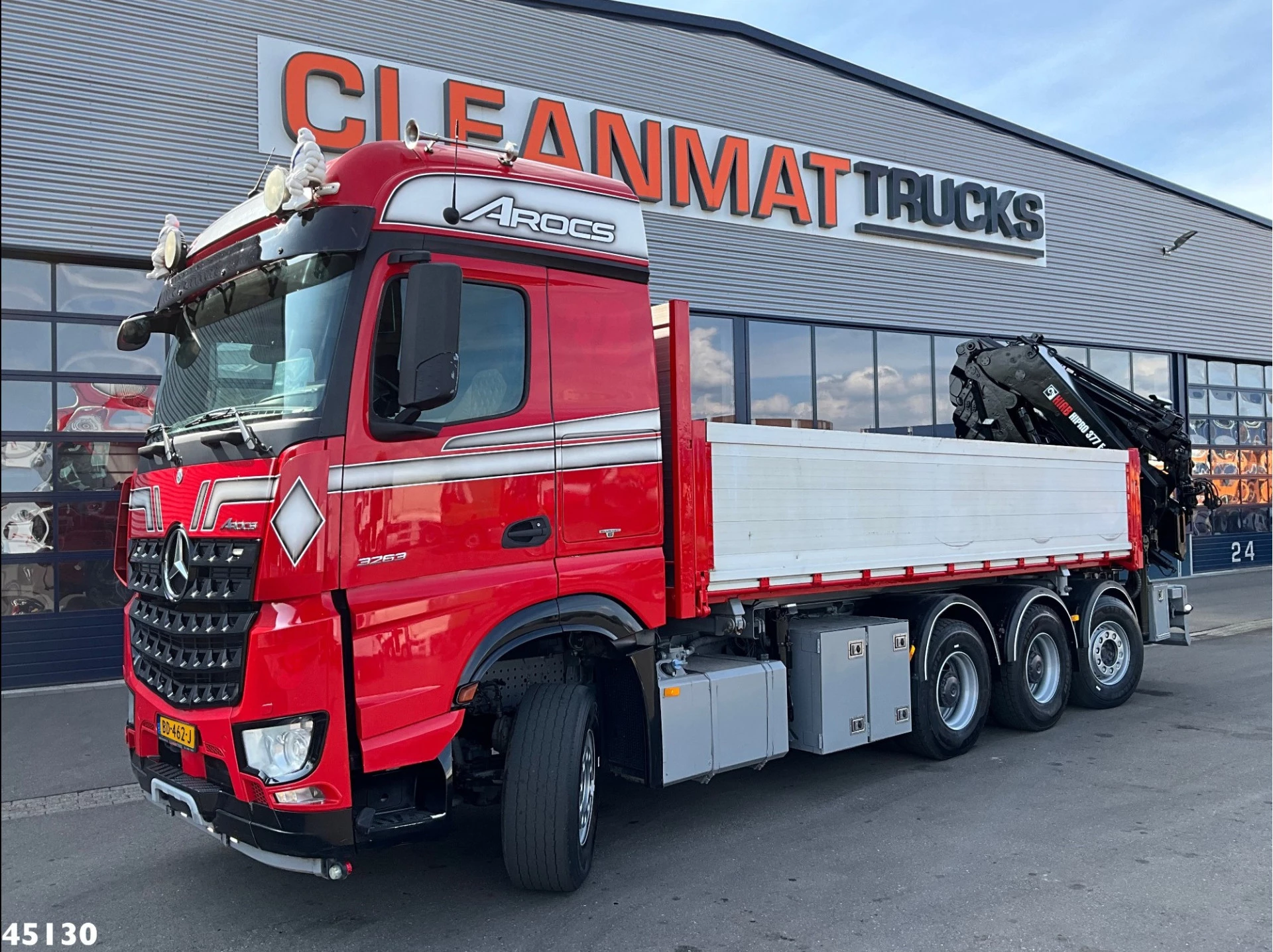 Mercedes-Benz Arocs 3263 8x4 Euro 6 Hiab 37 Tonmeter laadkraan + Fly-Jib 2015 obrázek 5
