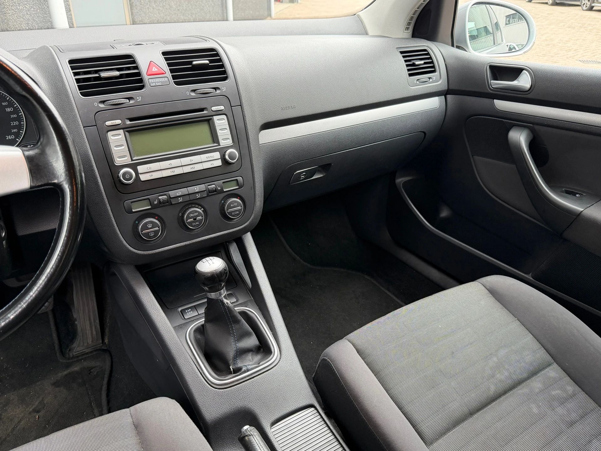 Volkswagen Golf 2007 - 1.6 Trendline bj.2007 5 Drs|Clima|Cc|Pdc. afbeelding 17
