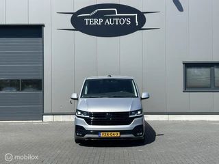 Volkswagen Transporter 2023 - 2.0 TDI 204pk DSG Caravelle 4 Motion изображение 8