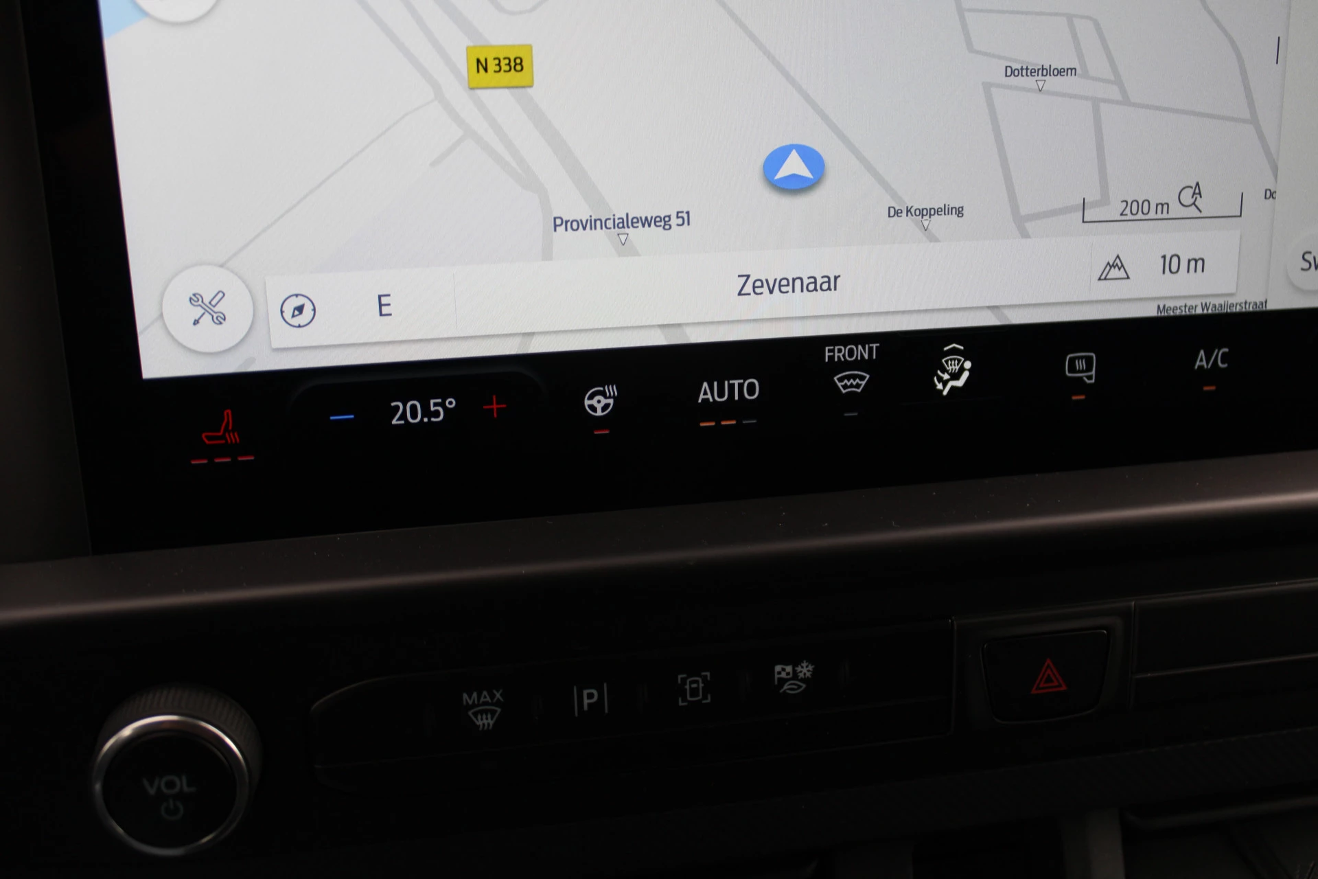Ford Transit Custom 2025 - 320 2.5 PHEV L2H1 Trend 232pk - 5 jaar GARANTIE - 2x Schuifdeur - Adaptive Cruise - Blind Spot - Navigatie - Camera - Verwarmd Stuur - Rijklaar obrázek 24