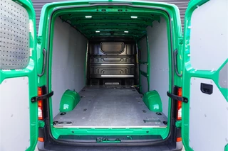 Volkswagen Crafter 2024 - 163pk RWD Automaat L3H2/L2H1 Apple carplay Camera Navigatie LED 3-Zits 3500kg Trekgewicht immagine 3 miniatura