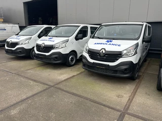 Renault Trafic - 1.6DCI L1H1 Ambulance UNUSED NIEUW Airco Cruisecontrol 3X Op Voorraad nieuw en on gebruikt bild 3