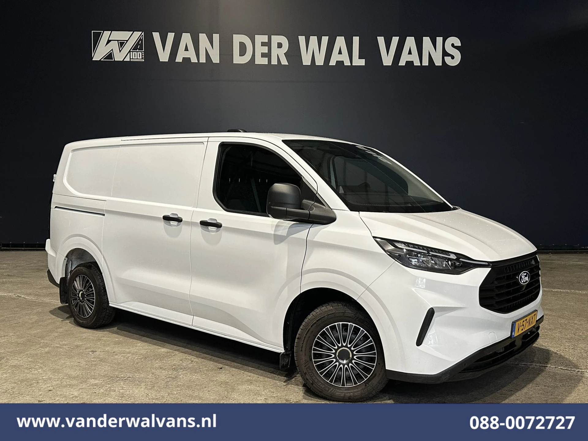 Ford Transit Custom 2024 - 2.0 TDCI 111pk L1H1 Euro6 Airco | Camera | LED | Apple Carplay | Cruisecontrol zdjęcie 1