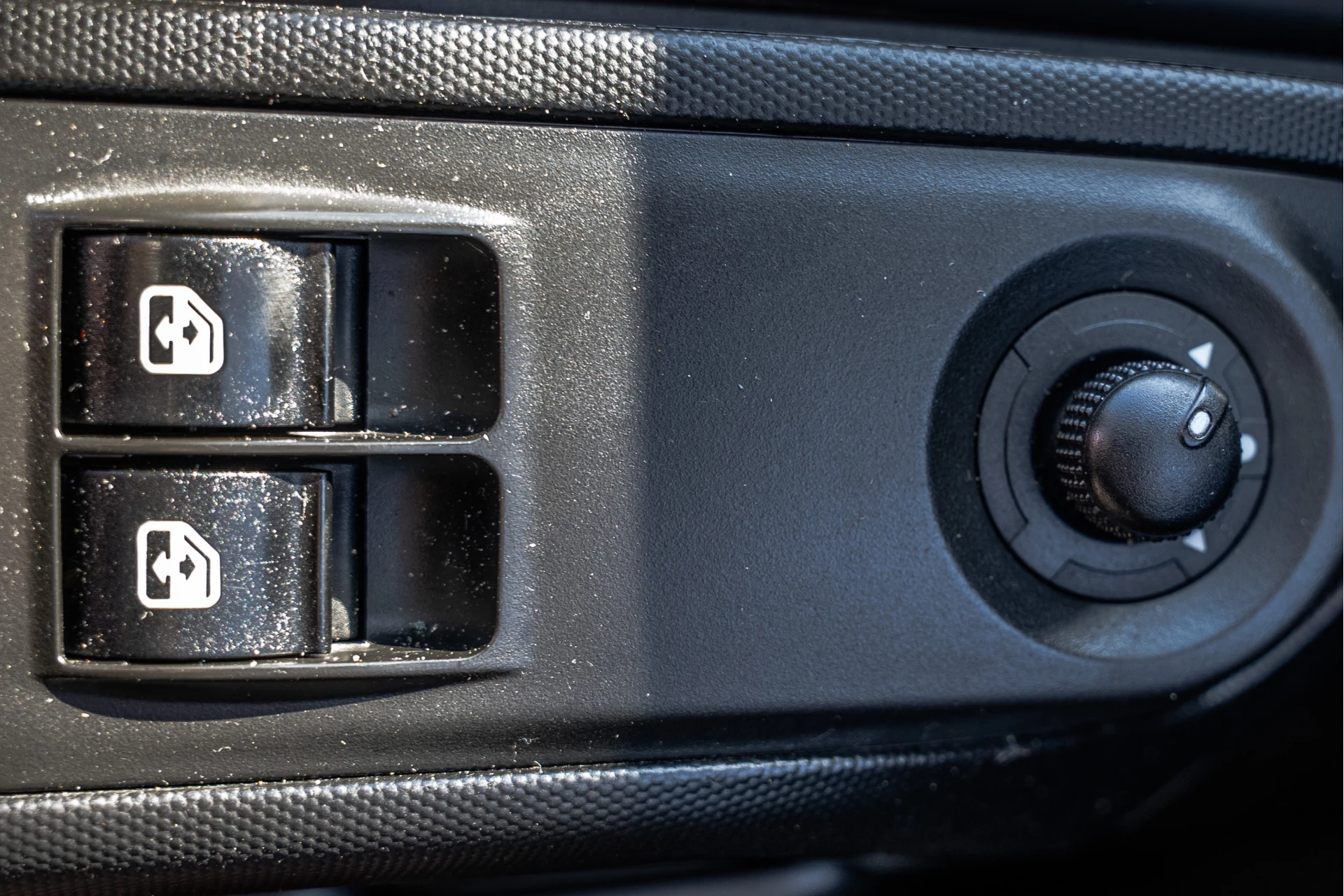 Iveco Daily 2015 - 50C15 3.0L | Open Laadbak | Kraan | Euro 6 | 1ste Eigenaar| 146 PK | 3-Zits image 24
