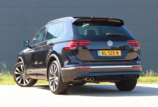 Volkswagen Tiguan 2018 - 1.4 TSI ACT Highline R-Line Automaat Panodak Trekhaak 1eEigenaar !!NIEUWBINNEN!! image 3