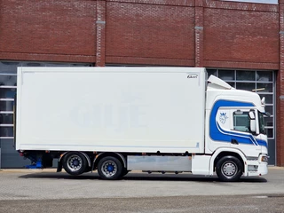 Scania P 2018 - P500 Highline 6x2 - Box with sidedoors - Loadlift - Retarder - Full air obrazek 8