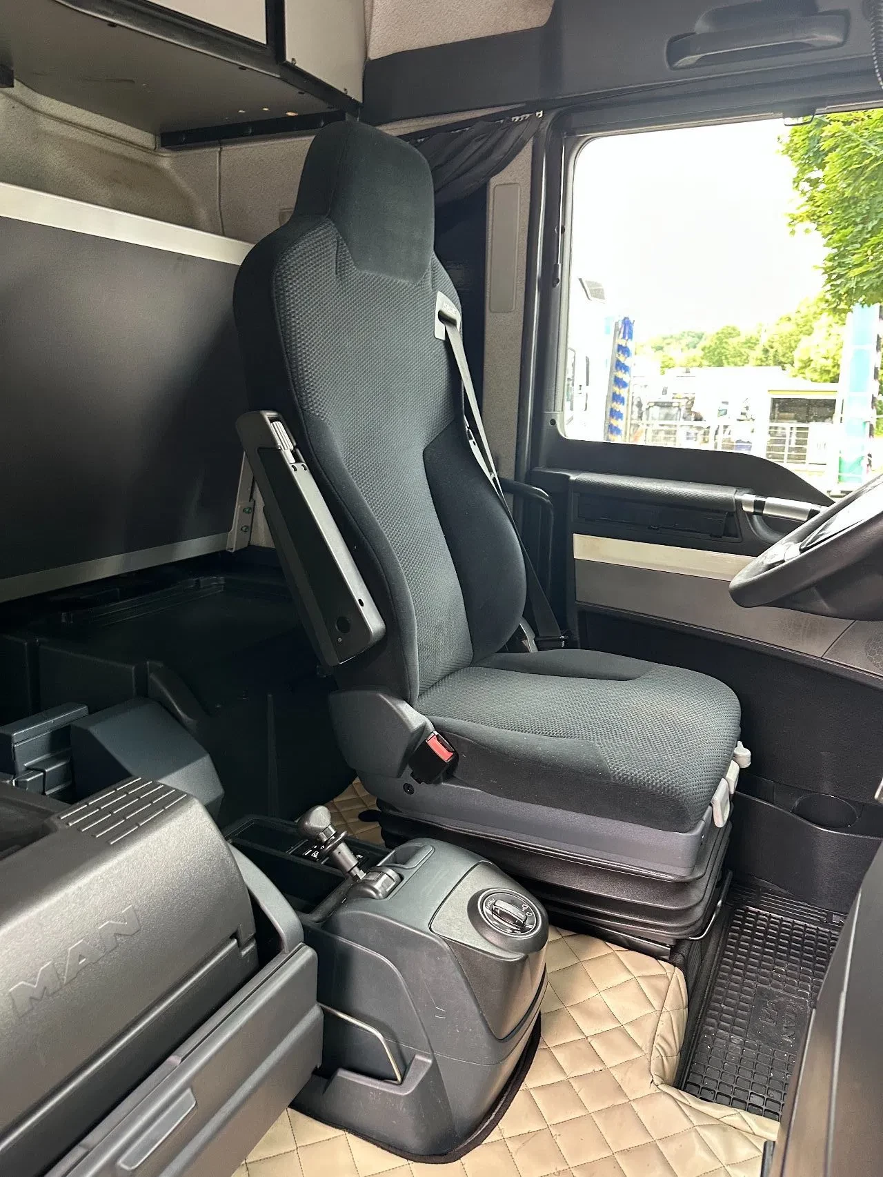 MAN TGX 2015 - 18.480 BLS *Kipphydraulik *Euro6 *Rangierfahrzeug *ALCOA zdjęcie 38