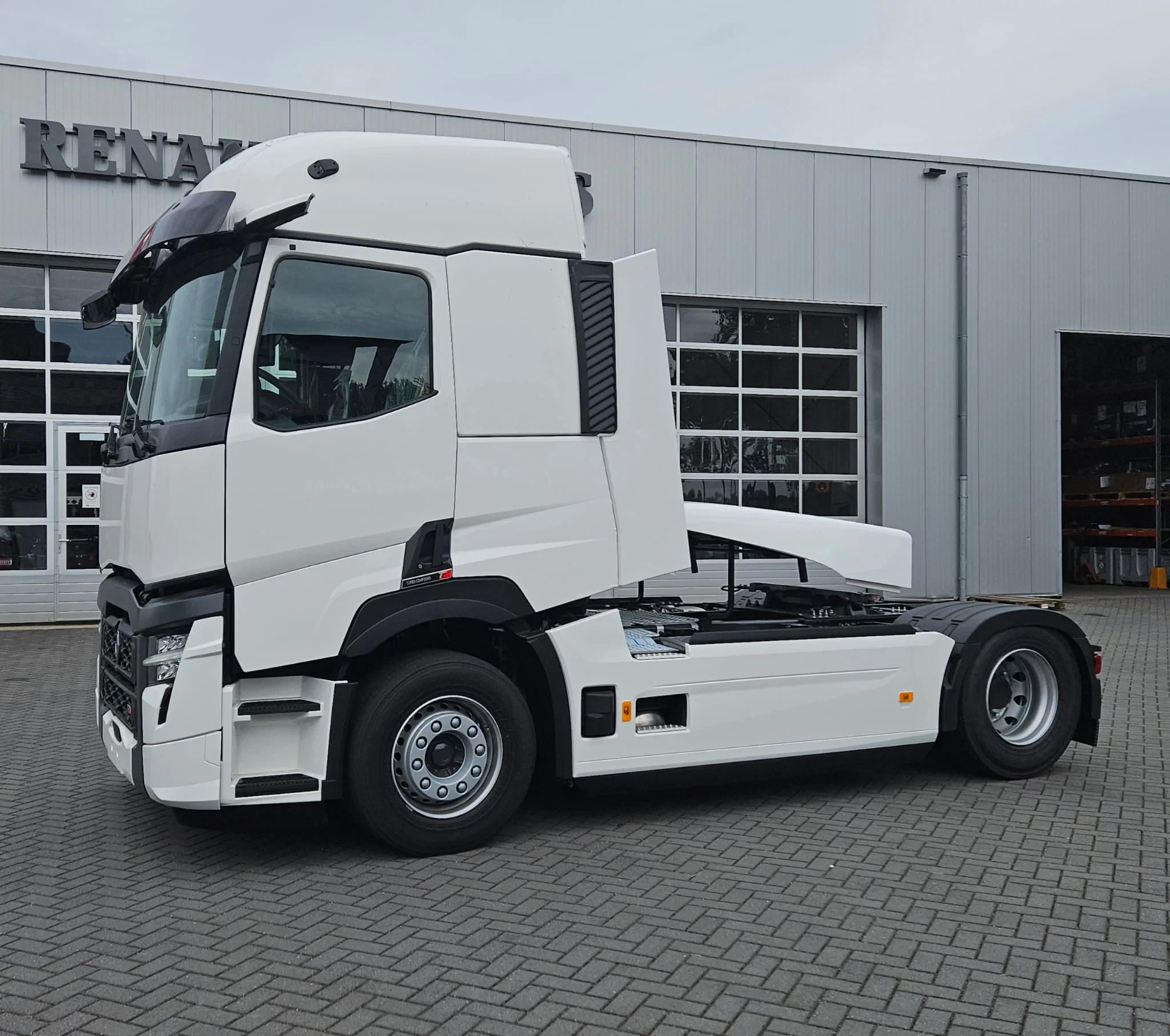 Renault T 2026 - T 4x2 480 pk Turbo Compound VECTO KLASSE 2 zdjęcie 1
