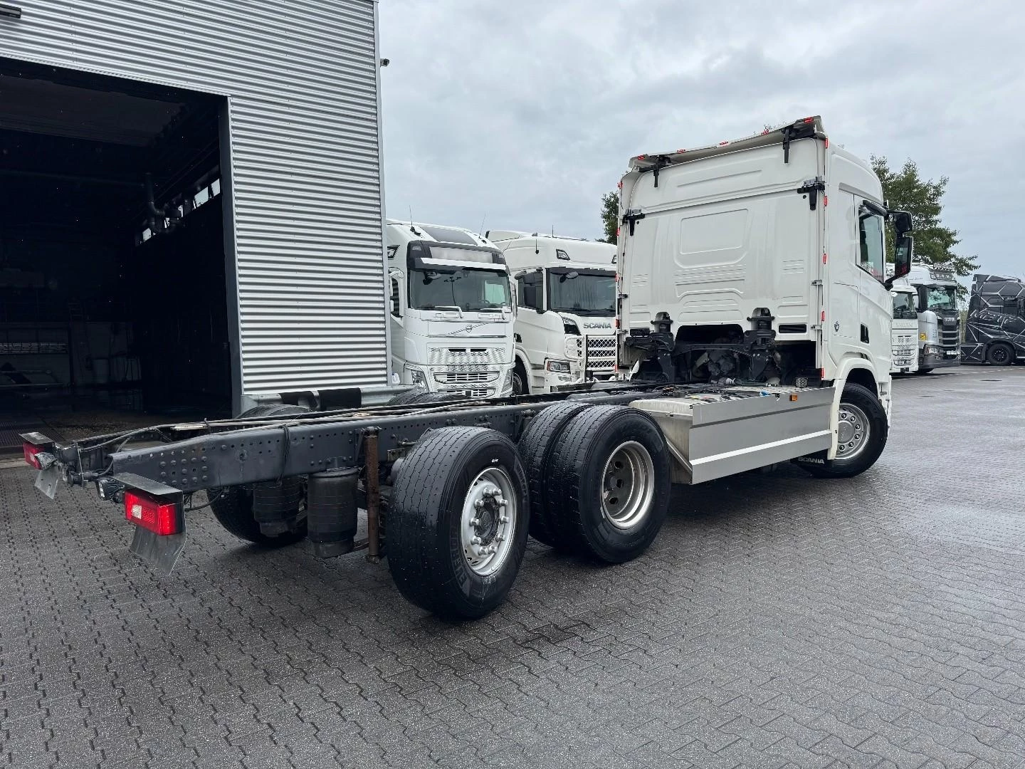 Scania R 2020 - R650 6x2*4 full air ,retarder Bild 3
