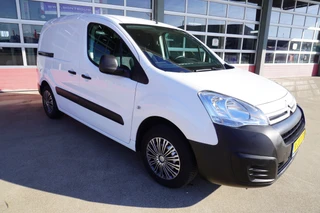 Citroën Berlingo 2018 - 1.6 BlueHDI 75 Club image 1 thumbnail