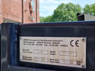Volvo FH 2010 - 460 Berdex 3 deck livestock - Loadlift - Lifting roof - Steering axle - Manual gearbox - Full air obrazek 28