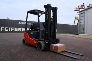 Toyota 2022 - 8FBM20T Valid inspection, Electric, 4750mm Lift He immagine 2 miniatura
