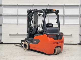 Linde 2025 - E20L-01 imagen 3 miniatura