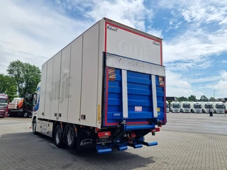 Scania P 2018 - P500 Highline 6x2 - Box with sidedoors - Loadlift - Retarder - Full air obrazek 5
