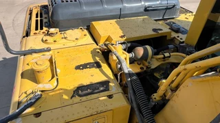 Komatsu HB215LC-1 2012 - N/A obrazek 21