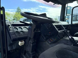 Ginaf M 3232 S 2001 - 6X4 WITH LOGLIFT F105Z 27A & LEEBUR HOOK-ARM SYSTEM (EURO 3 / ZF16 MANUAL GEARBOX / REDUCTION AXLES) immagine 10