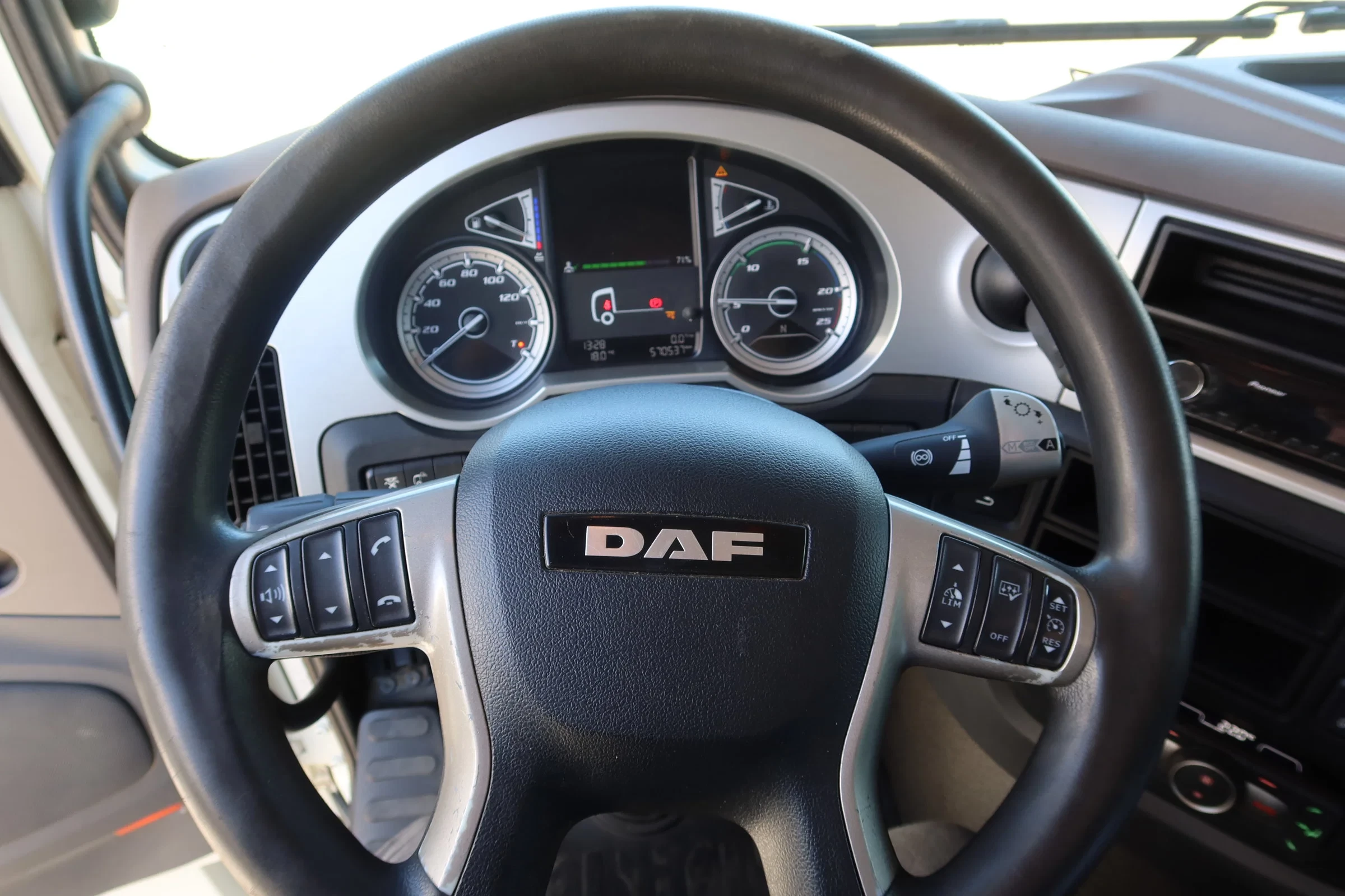 DAF XF 450 2020 - 106 XF 450 6x2 Oprijwagen/Machine transport afbeelding 12