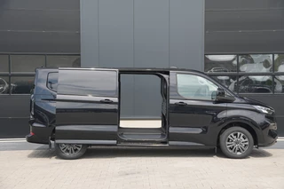 Ford Transit Custom 2025 - 320 2.0 TDCI L2H1 Limited 170pk - 1+1 Stoelopstelling - 2x Schuifdeur - Adaptive Cruise - Verwarmd stuur - Blind spot - Navigatie - Camera - Draadloos laden - Rijklaar image 5