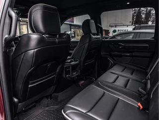 Dodge Ram 1500 2024 - Crew Cab Limited Night Edition imagem 13