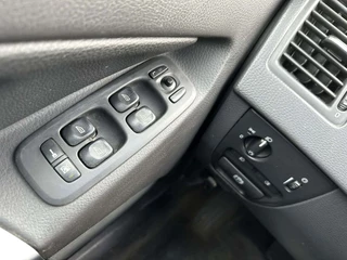 Volvo XC90 2007 - 2.4 D5 Momentum 7 PERSOONS Youngtimer obrazek 22