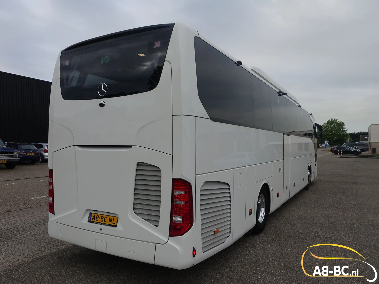 Mercedes-Benz Tourismo RHD 2023 afbeelding 16