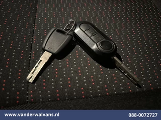 Peugeot Boxer 2022 - 2.2 BlueHDi 141pk Bakwagen 436cm Lang Laadklep Euro6 Airco | Camera | Cruisecontrol | 1085kg laadvermogen obrazek 17