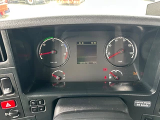 Scania P 2013 - P360 8x2*6 + MKG HLK161 A2 image 12