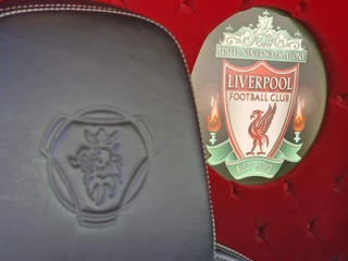 Scania R 2020 - R520 V8 NGS Lowroof 6x2 - Custom interior - Retarder - Full air - "Liverpool Edition" bild 28
