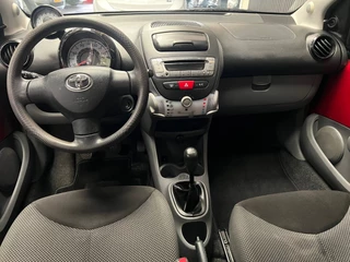 Toyota Aygo 2012 - 1.0-12V Dynamic Navigator - 1e Eigenaar - NAP - NAV - Airco. bild 19