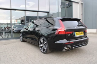 Volvo V60 2020 - 2.0 T5 R-DESIGN / Panorama dak / 250 PK immagine 11