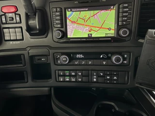 Scania R 2024 - R460H super, retarder,scheckheft ,german truck zdjecie 13