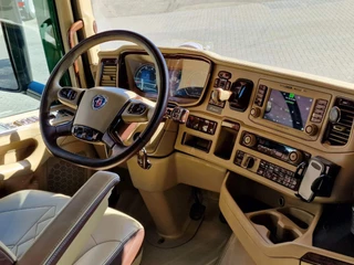 Scania S 2019 - S580 Highline - Full spec - Show truck - BUFFL interior - Retarder - Full air - Night clima zdjecie 12