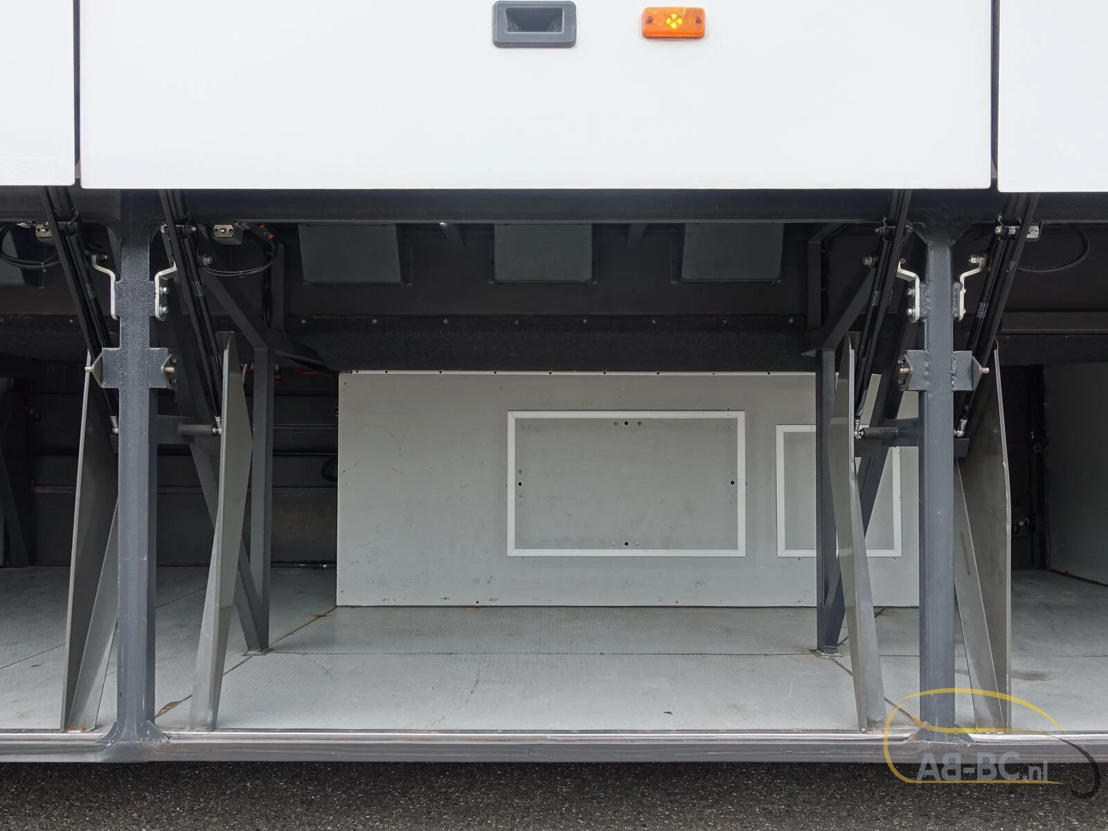 Volvo 9500H - 59 Seats EURO 6 2015 afbeelding 35