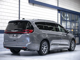 Chrysler Pacifica 2025 - | Pinnacle Edition | 7-persoons | E-Hybrid afbeelding 3 miniatuur