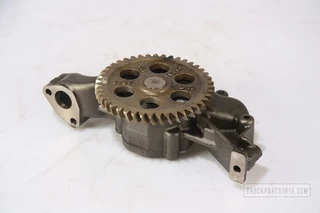 Mercedes-Benz N/A - Engines & Parts Oliepomp obrazek 1