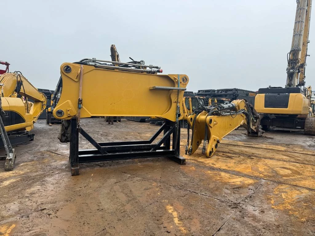 Cat 2015 - 352 FL UHD 30m boom incl normal boom obrázek 35