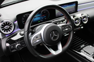 Mercedes-Benz A-Class 2020 - 250e AUT8 AMG Line Limited NAVI SFEER CARPLAY DAB 18'' obrazek 20