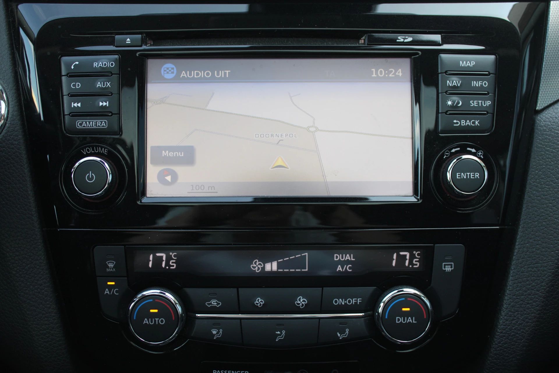 Nissan QASHQAI 2018 - 1.2 DIG-T N-Connecta PANORAMADAK NAVI 360-CAMERA TREKHAAK obrázek 23