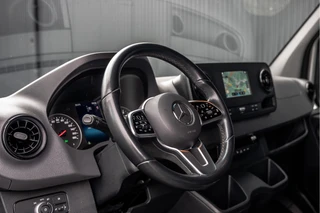 Mercedes-Benz Sprinter 2023 - 315 CDI RWD L3H2 | ZGAN | Automaat | 1e Eigenaar | Camera | Carplay | Cruise | Mbux | Climatronic image 11