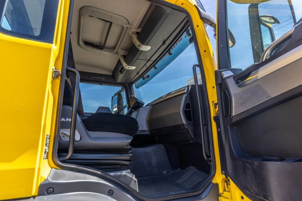 MAN TGS 2012 - 41.400 BB + LIEBHERR 10m3 afbeelding 21