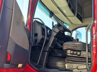 Volvo FH 2022 - 13.500 Globetrotter XL - I save - Retarder - I parkcool - 2x tank imagen 9