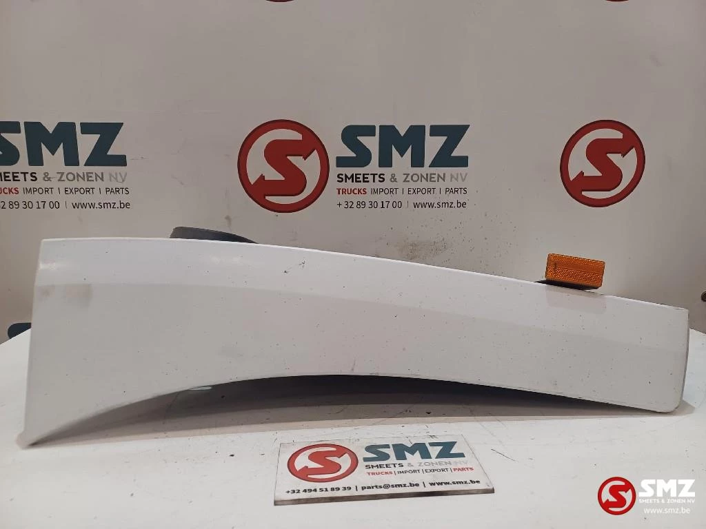 Mercedes-Benz 2015 - Occ spatbord linksvooraan Mercedes immagine 1