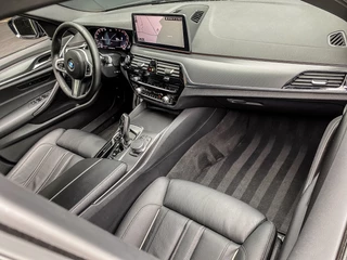 BMW 5 Series 2022 - Touring 520i 184PK Automaat M-Sport obrazek 7