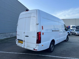 Mercedes-Benz Sprinter 2023 - 319 1.9 CDI / L4 H2 / RWD obrazek 4