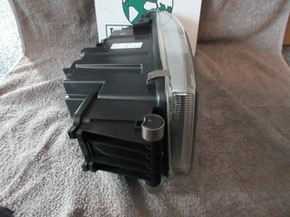 MAN - 81.25101-6521 // 81.25101-6797 MISTLAMP MAN NIEUWE !!! LINKS afbeelding 2 miniatuur