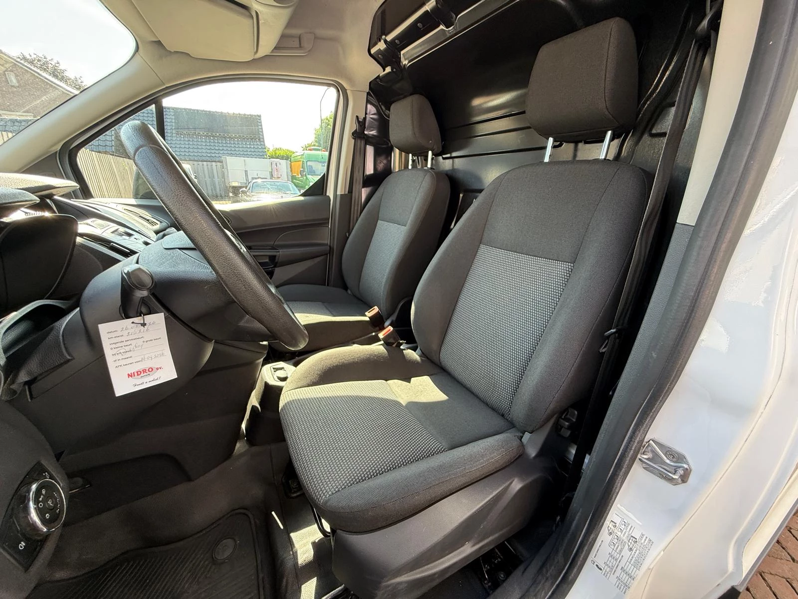 Ford Transit Connect 2017 - 1.5 TDCI L1 AC Cruise Euro 6 1e eigenaar recent onderhoud gehad afbeelding 9