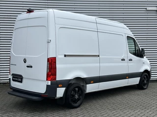 Mercedes-Benz eSprinter 2023 - L2H2 SoH 97% Camera Airco 55kwh imagem 2