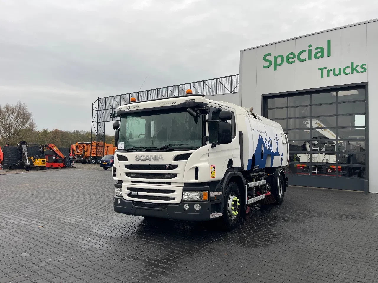 Scania P 2016 - P320 4x2 + Bucher Schörling Optifant 8000 (Only 36.360Km!!) Sweeper/Cleaner/Kehrwagen изображение 2