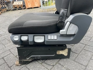 Mercedes-Benz N/A - A 9609107501 DRIVER'S SEAT ISRI bild 2